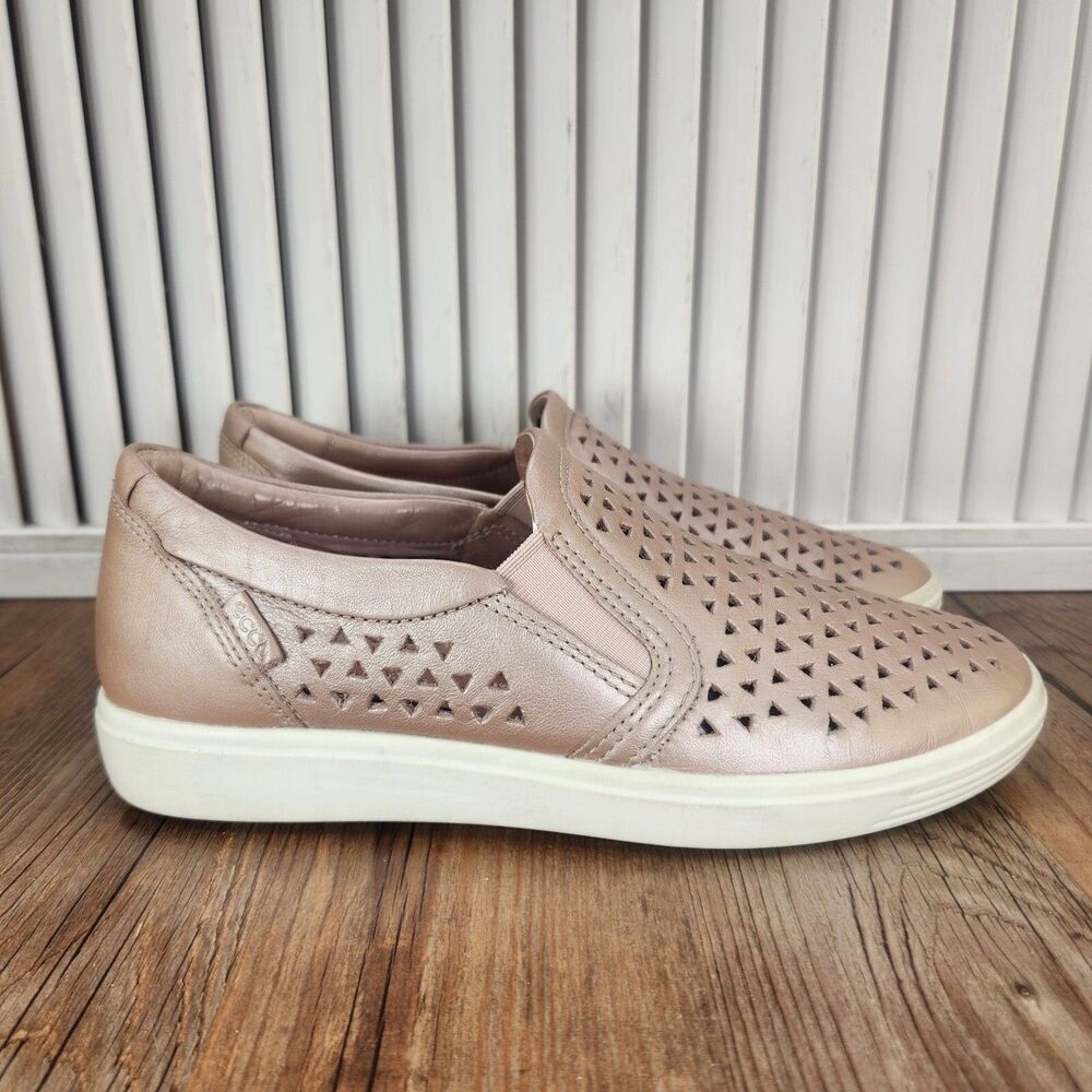 ECCO Soft 7 Laser-Cut Womens Sz 5 Pink Perforated Leather Slip On Loafers Shoes